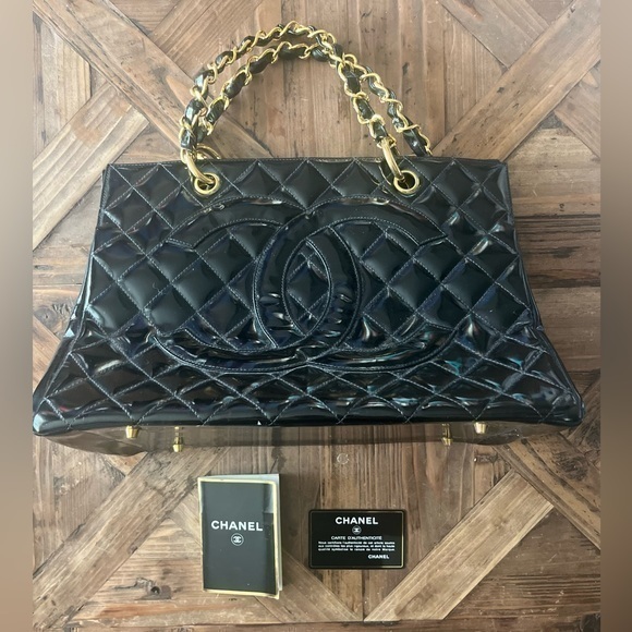 Chanel Vintage Bag - Picture 2 of 11